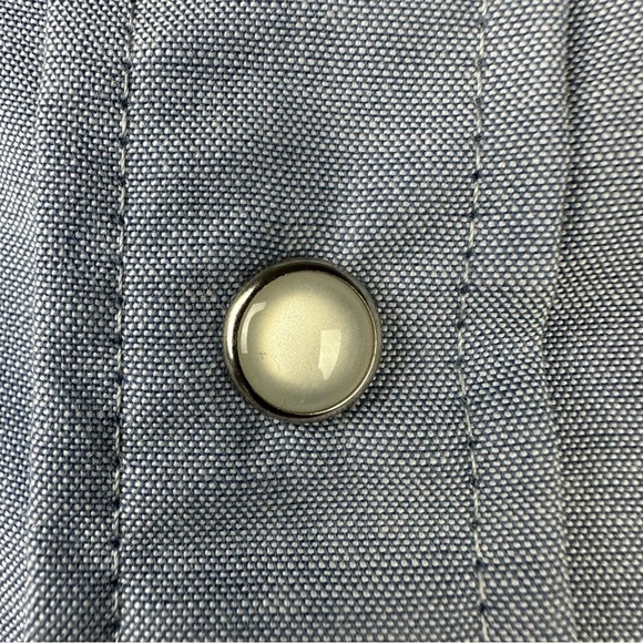 wrangler Western Cowboy Cut Long-sleeve Pearl Snap Button-down Casual Shirt - Picture 5 of 8